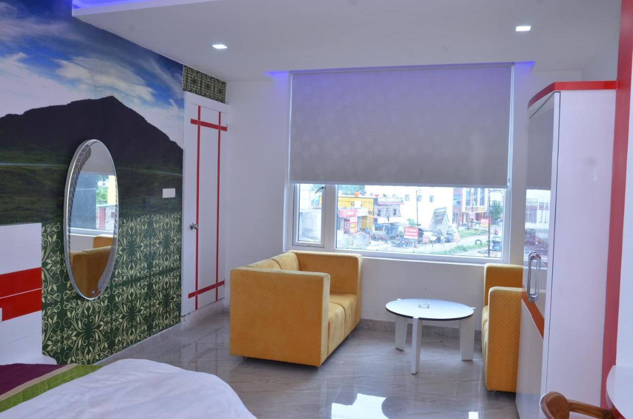 Raiwala Hotel Blue Bell מראה חיצוני תמונה